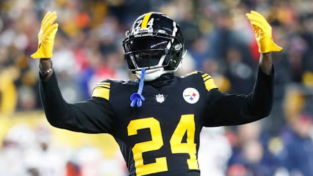 Joey Porter Jr. celebrates after a play.